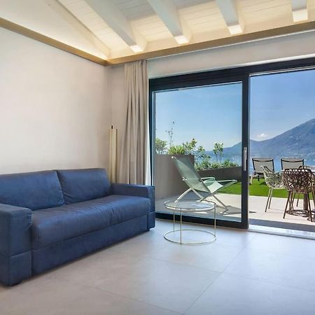 Villa Divina-Apt Armonia-Con Piscina E Vista Lago Castelletto Di Brenzone Εξωτερικό φωτογραφία