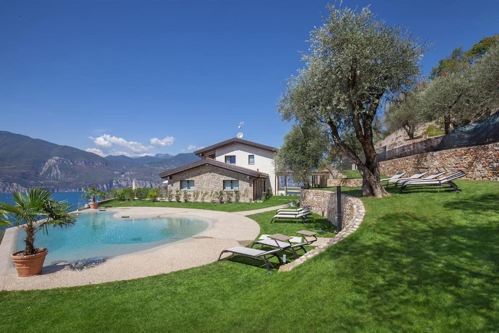Villa Divina-Apt Armonia-Con Piscina E Vista Lago Castelletto Di Brenzone Εξωτερικό φωτογραφία